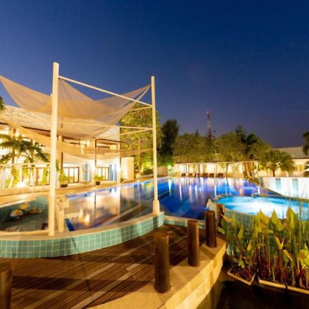 Kochira Hotel Хуа Хин Екстериор снимка