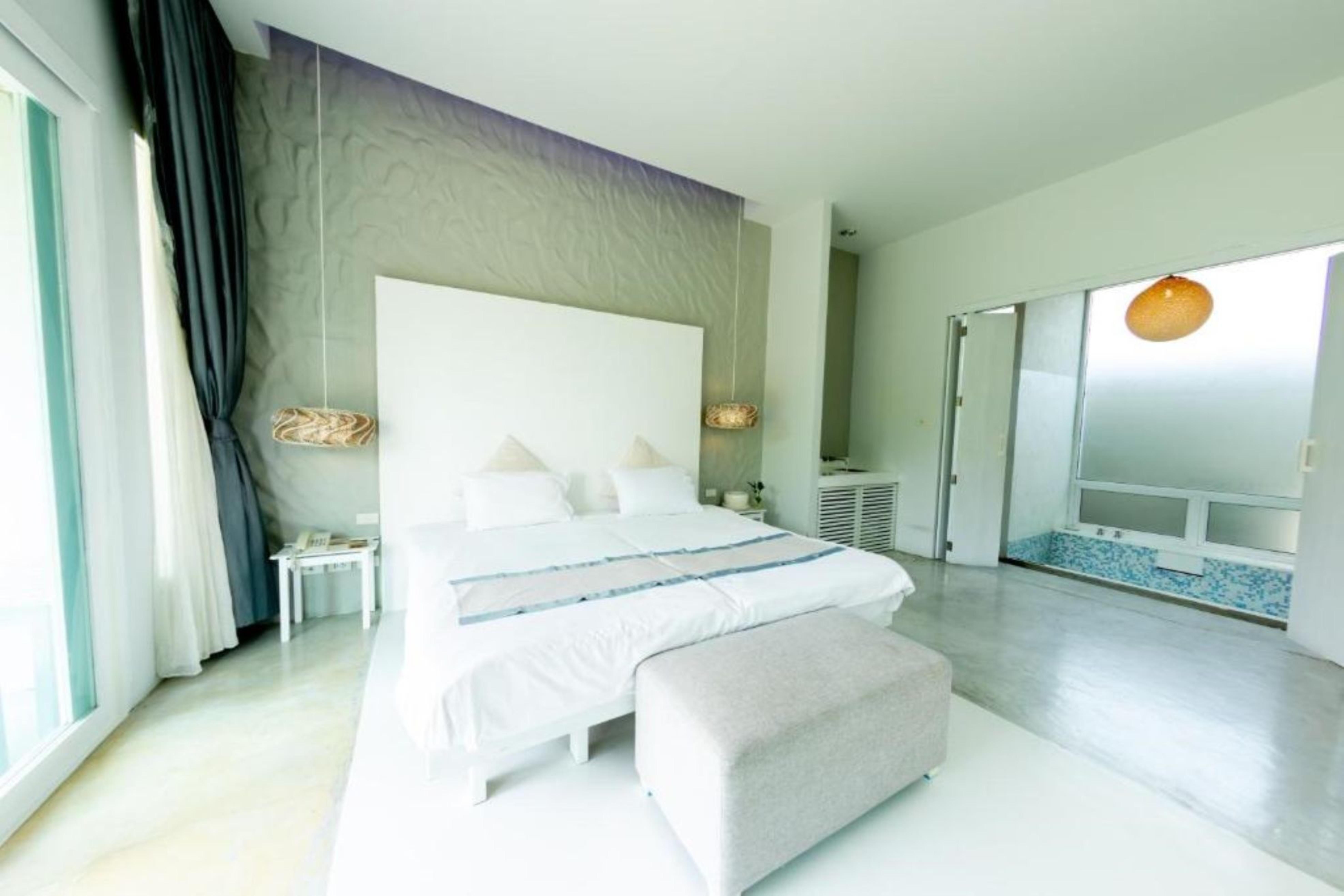 Kochira Hotel Хуа Хин Екстериор снимка